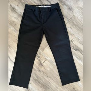 Banana Republic Ladies' Slim-Straight Capri Pant 2s